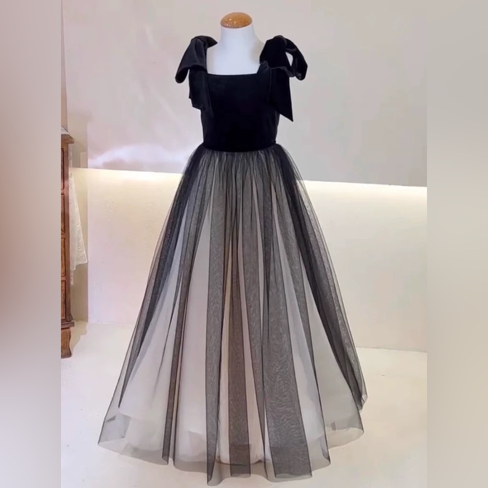 Kids Elegant Black Tulle Skirt